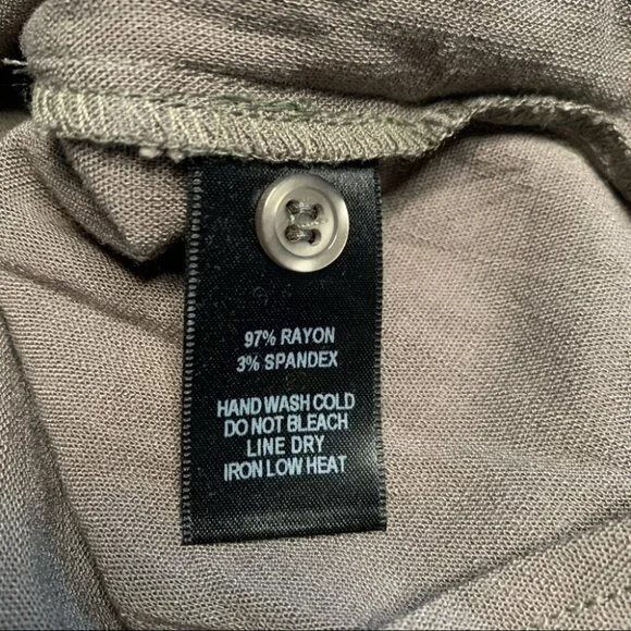 NEW lulu’s Green Button Up Dress Size Small - Picture 6 of 10